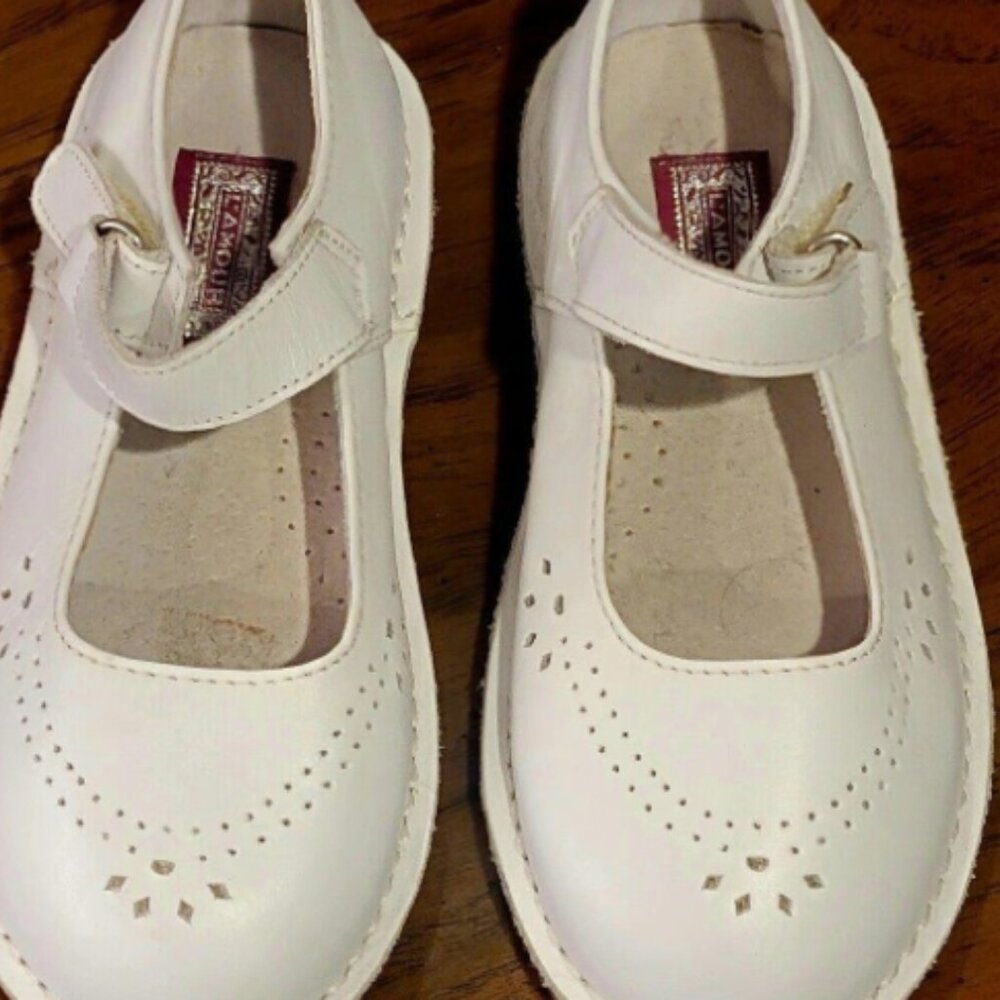 L'Amour Girls Allegra White Perforated Leather Mary Jane Dress Shoes Size 11